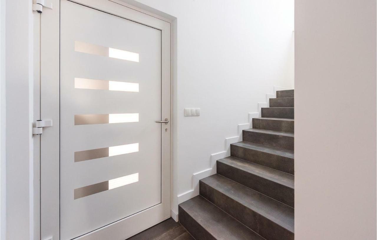 Cozy Apartment In Brodarica With Wifi 외부 사진